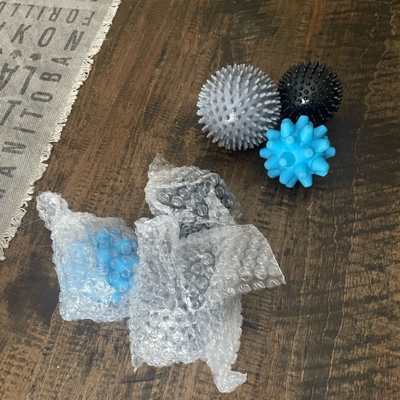 Portable acupoint massage balls. Brand new wrapped set of 3 - NWOT - Picture 4 of 4